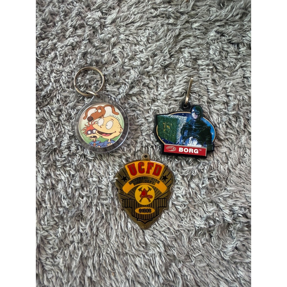 Mixed Unisex Vintage 90s Keychain Pin Lot OS Multicolor Rugrats Star Trek UCFD